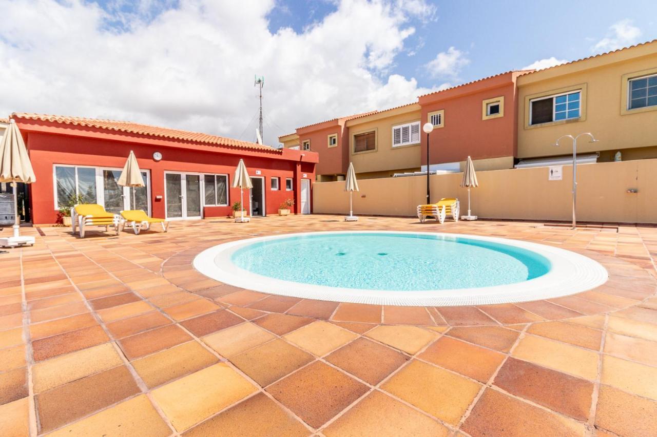 Ferienhaus Flatguest Velas + Duplex + Pool + Terrace